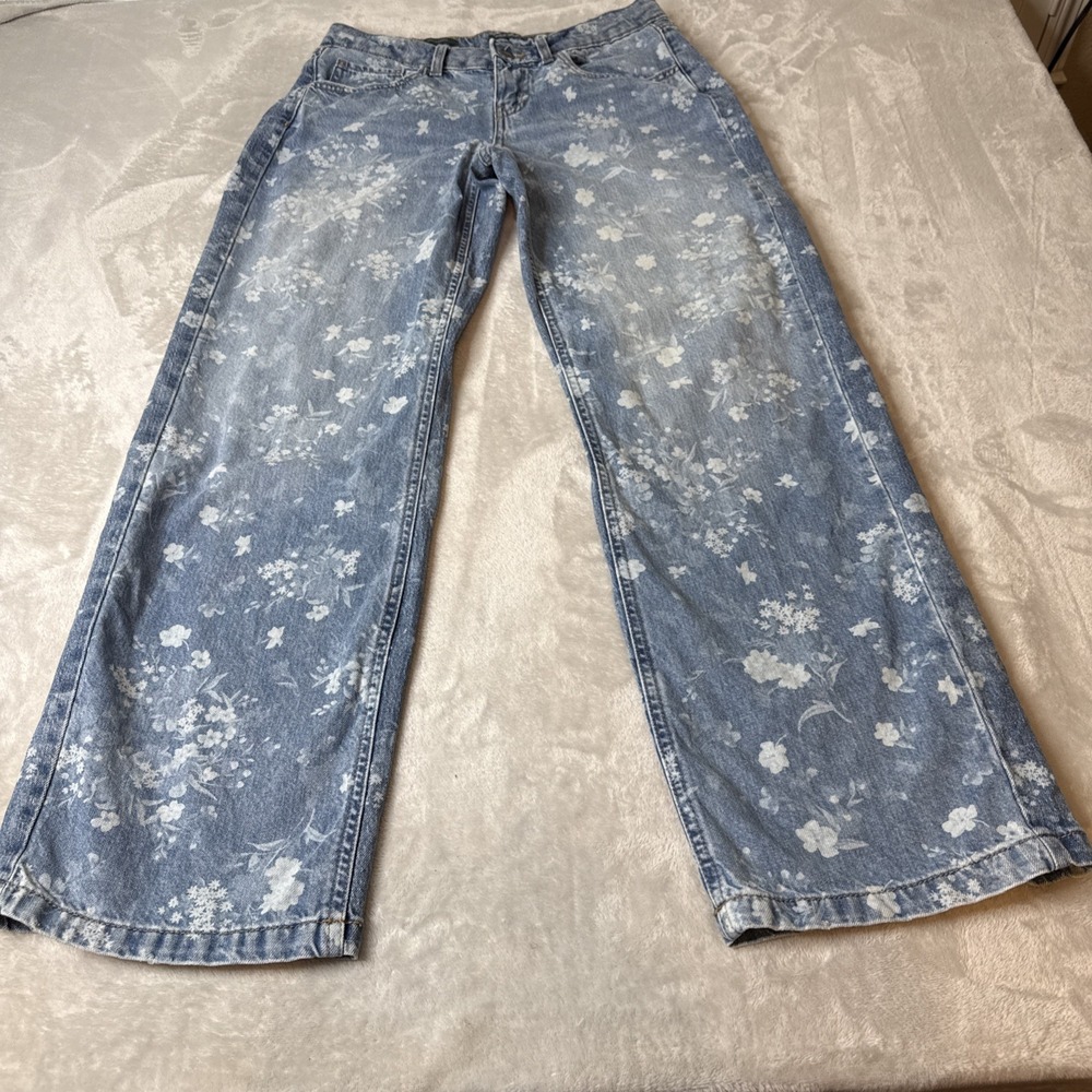 Wild Fable Floral Low Rise Straight Jeans Size 6 Blue Laser Print
